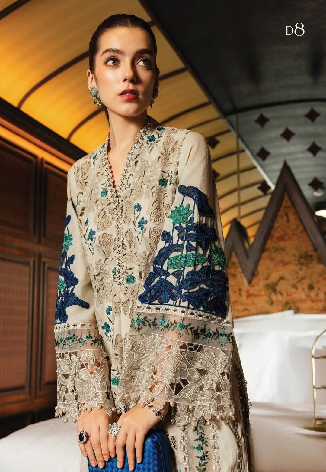 Maria.B Unstitched Lawn Eid-II 26 Catalogue. PDF_100