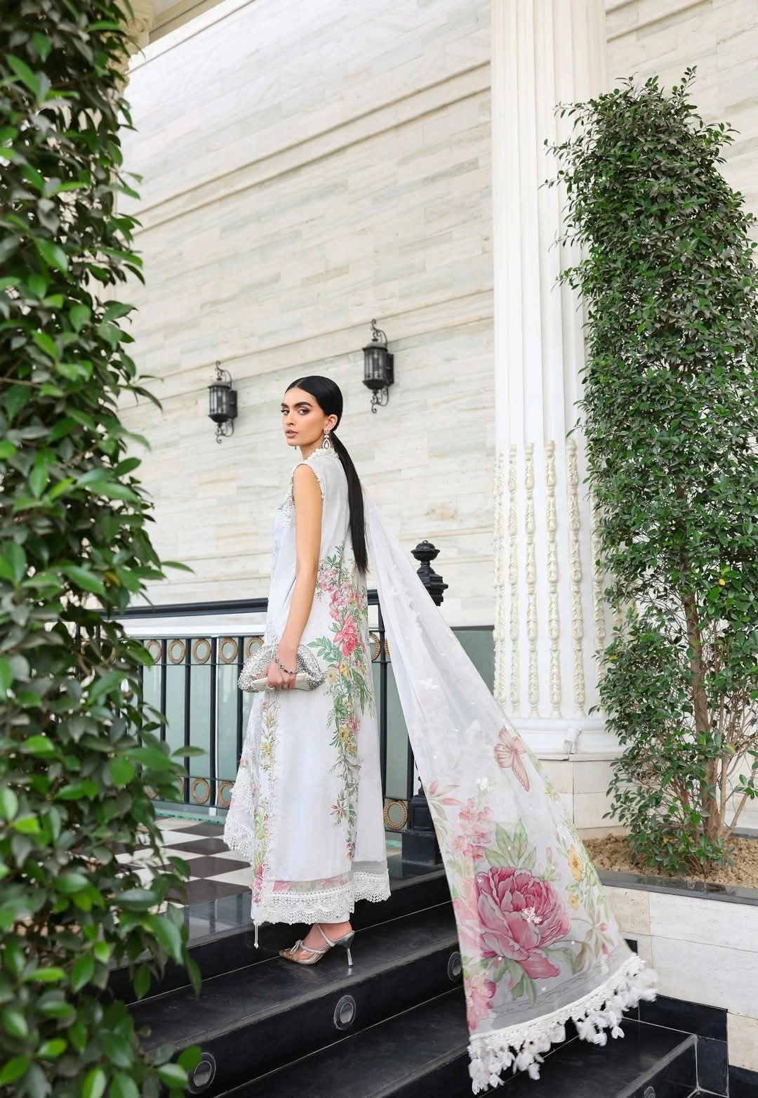Maria.B Unstitched Lawn Eid-II 26 Catalogue. PDF_11