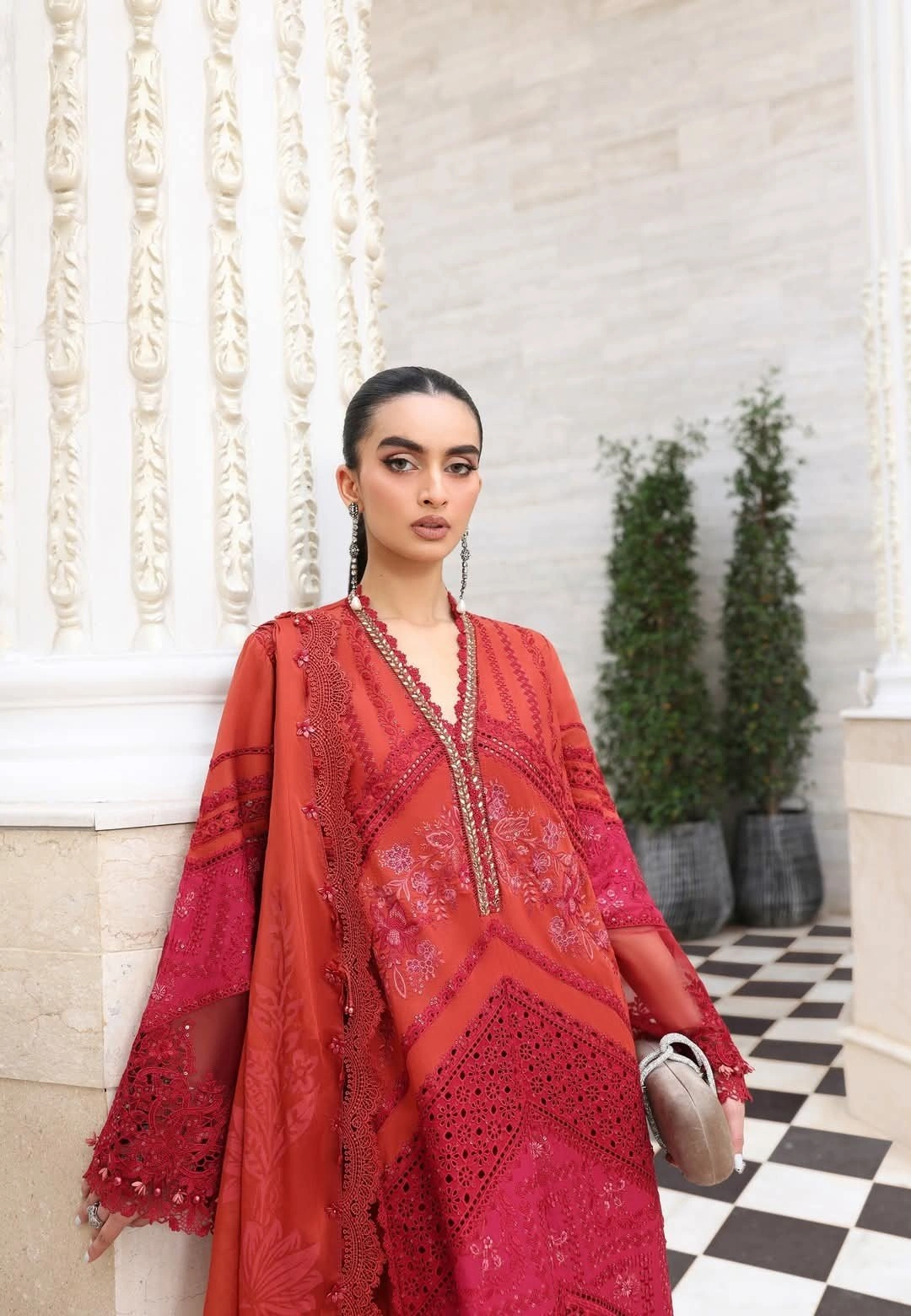 Maria.B Unstitched Lawn Eid-II 26 Catalogue. PDF_32